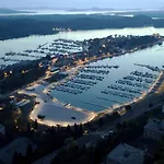 Basic Mansion Sibenik Guest house 4*