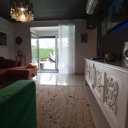 Basic Mansion + 4* Sibenik