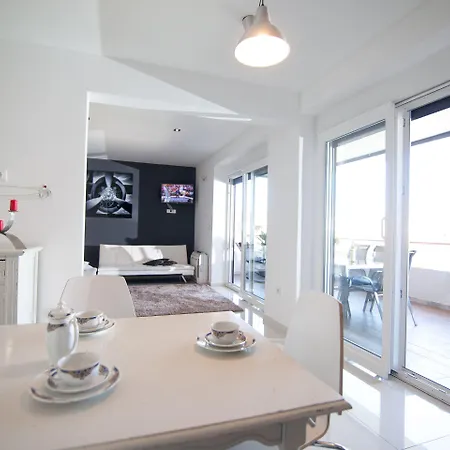 Basic Mansion Sibenik Gasthof 4*