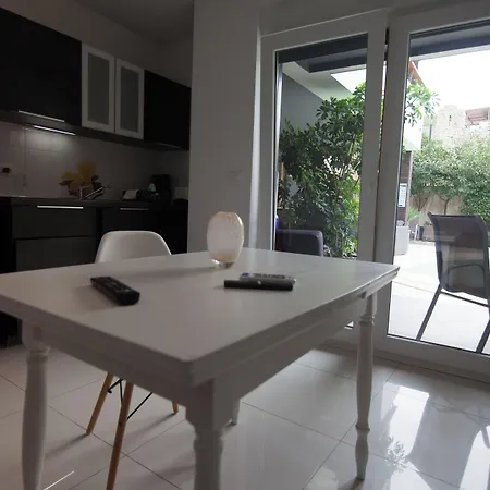 Basic Mansion Sibenik 4*