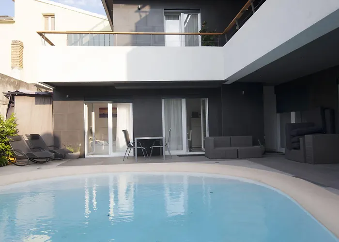 Basic Mansion 招待所