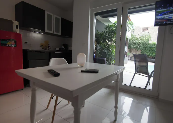 Basic Mansion Sibenik 4*