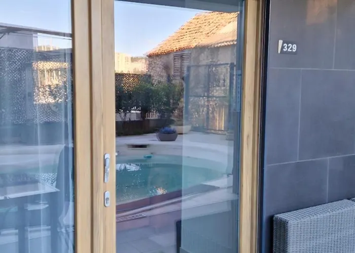 Basic Mansion 4* Šibenik